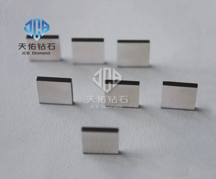 CVD single crystal diamond heat sink material