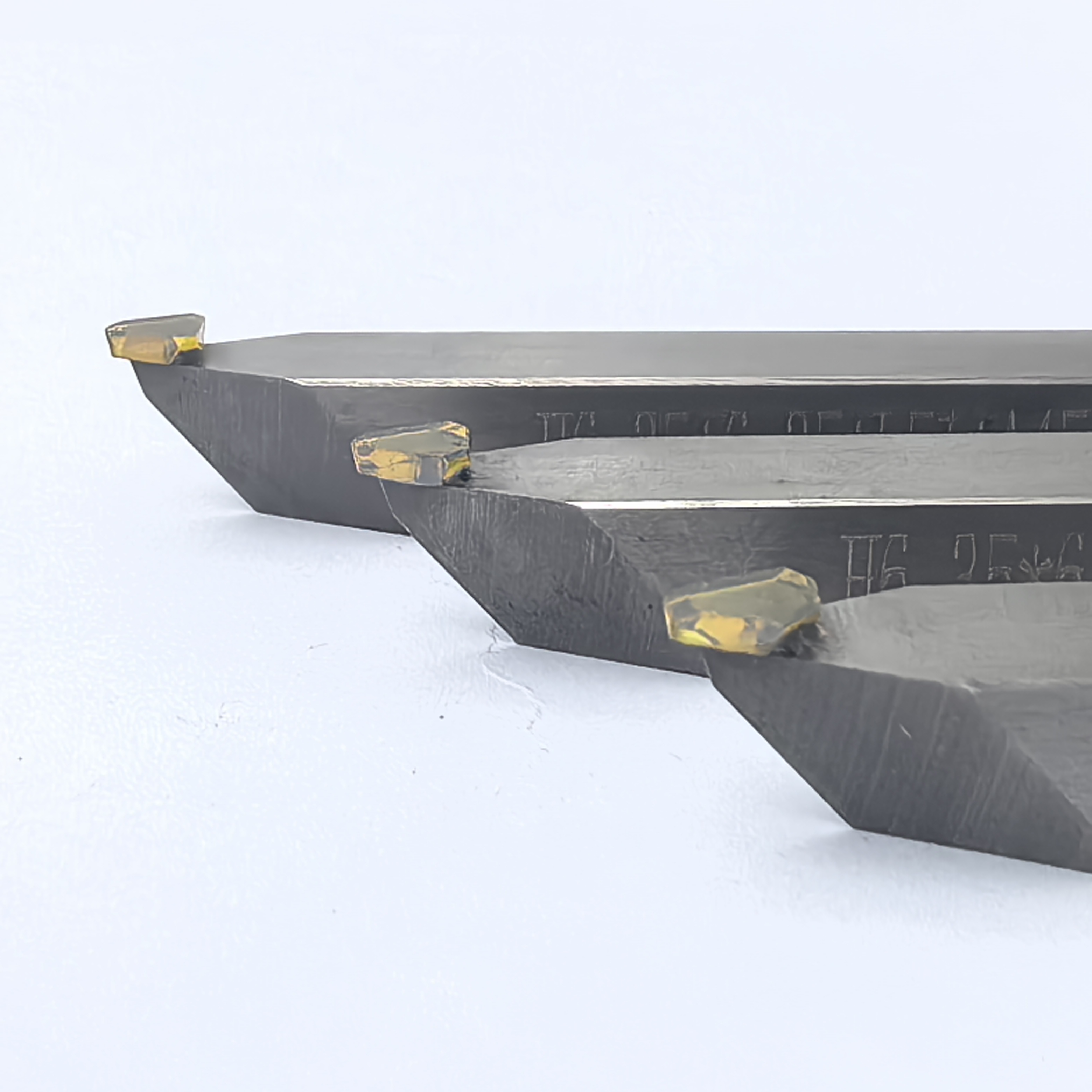 Single Crystal Cutting Tool
