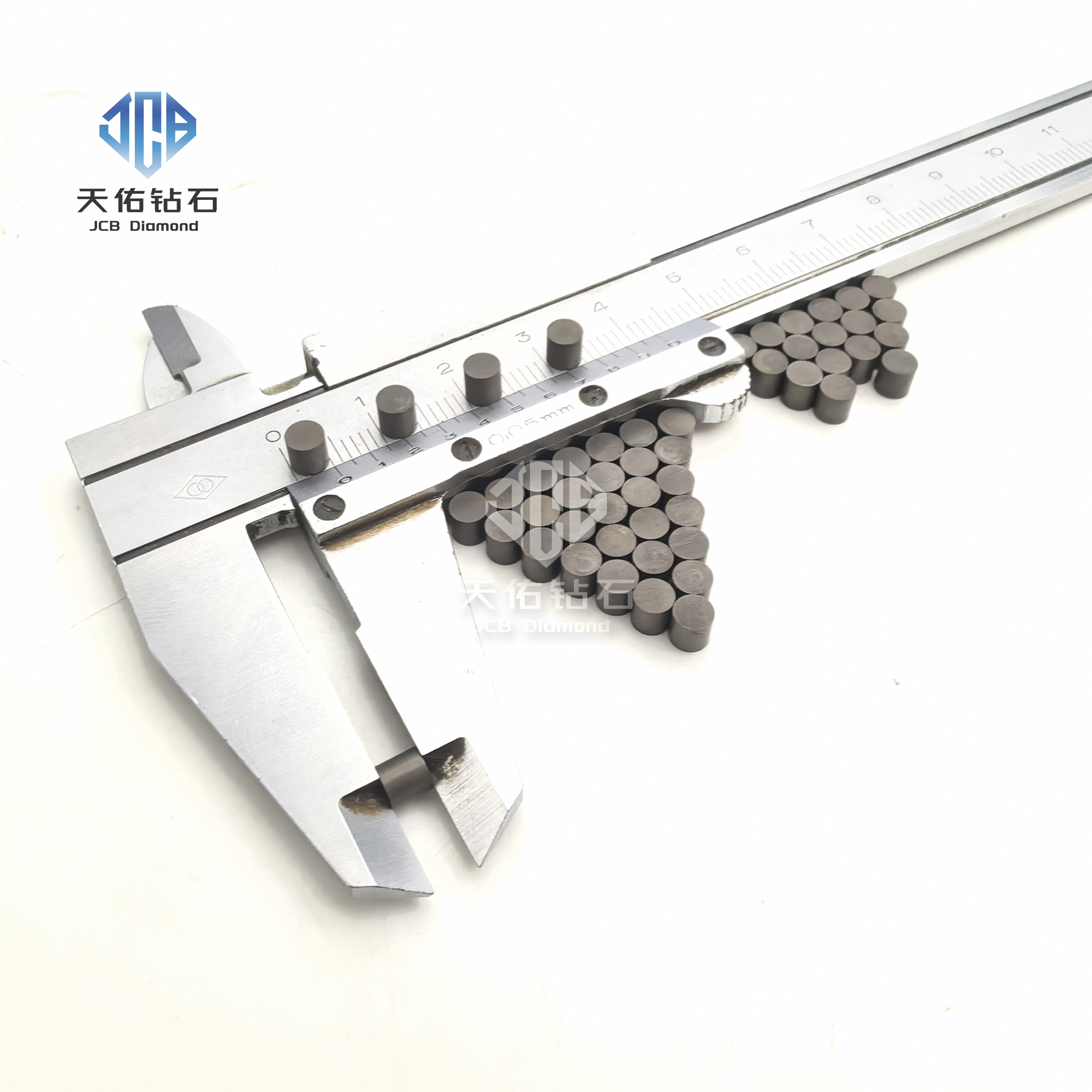 1763978971170606.jpg 5551e3270ec26491593941362e32dd22.jpg