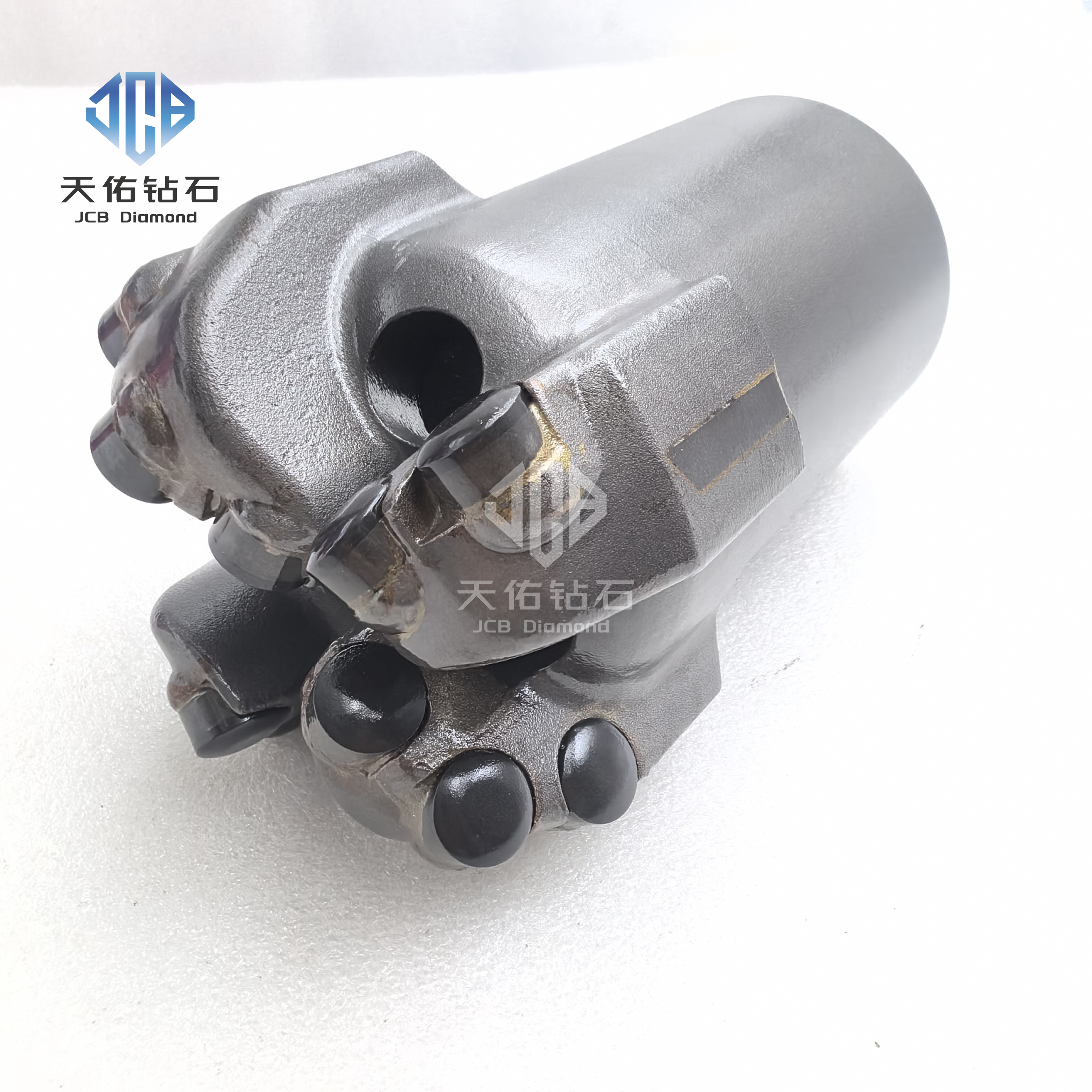PDC drill bit with curved blades