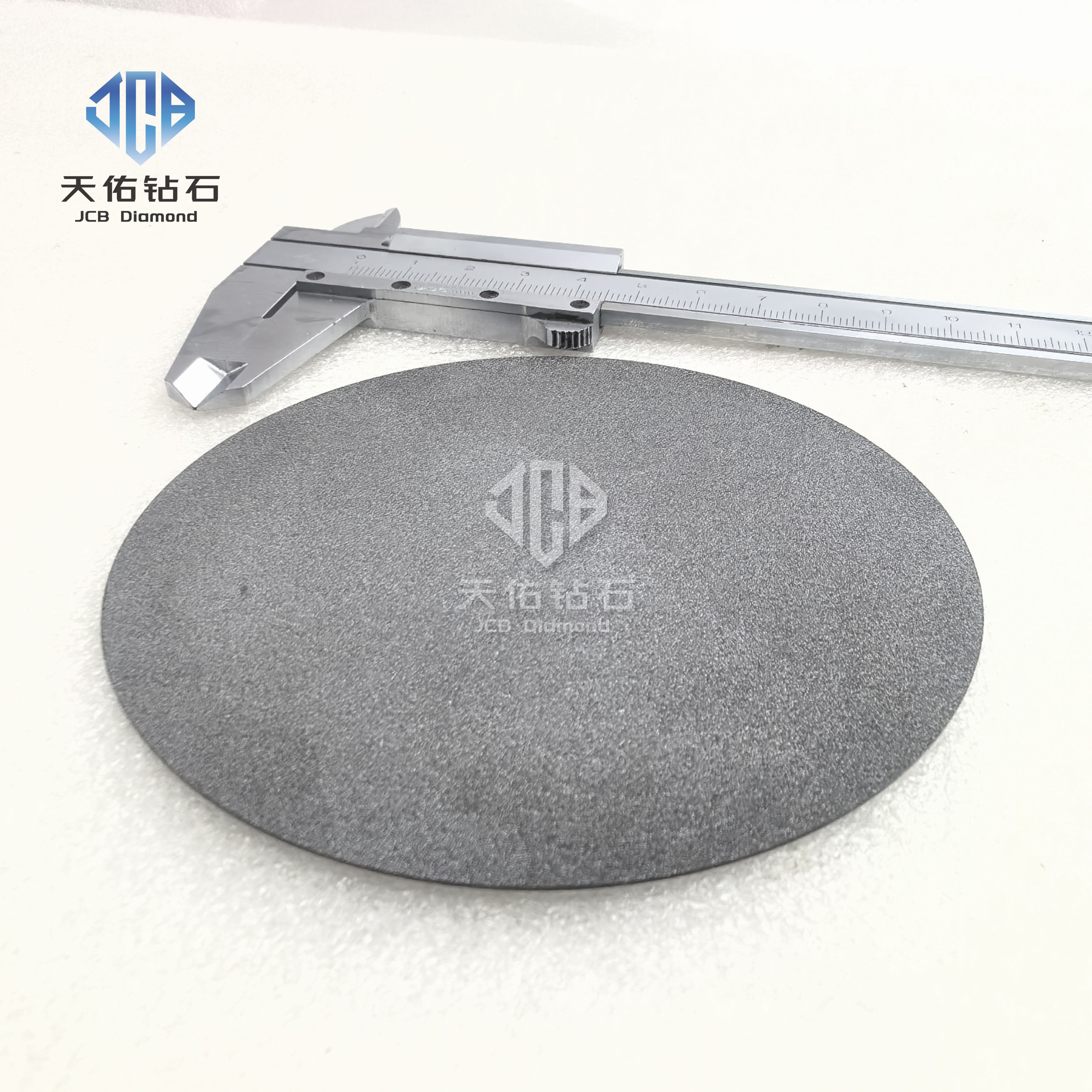 Polycrystalline diamond heat spreader
